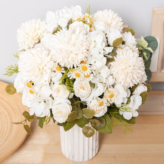 Künstliche weiße Rose von Kahaul als florales Dekor für Hochzeit, Garten und Tischdekoration - Bild 1