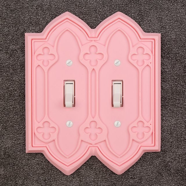 Gothic-Steckdosenkombination mit Doppelschalter und 3D-Schnitzdesign in Macaron Pink und Weiß - Bild 1
