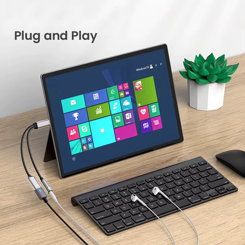 Mrgabwte 2 in 1 USB C Splitter Adapter mit 3,5mm Klinke und PD 60W Schnellladefunktion in Grau - Bild 2