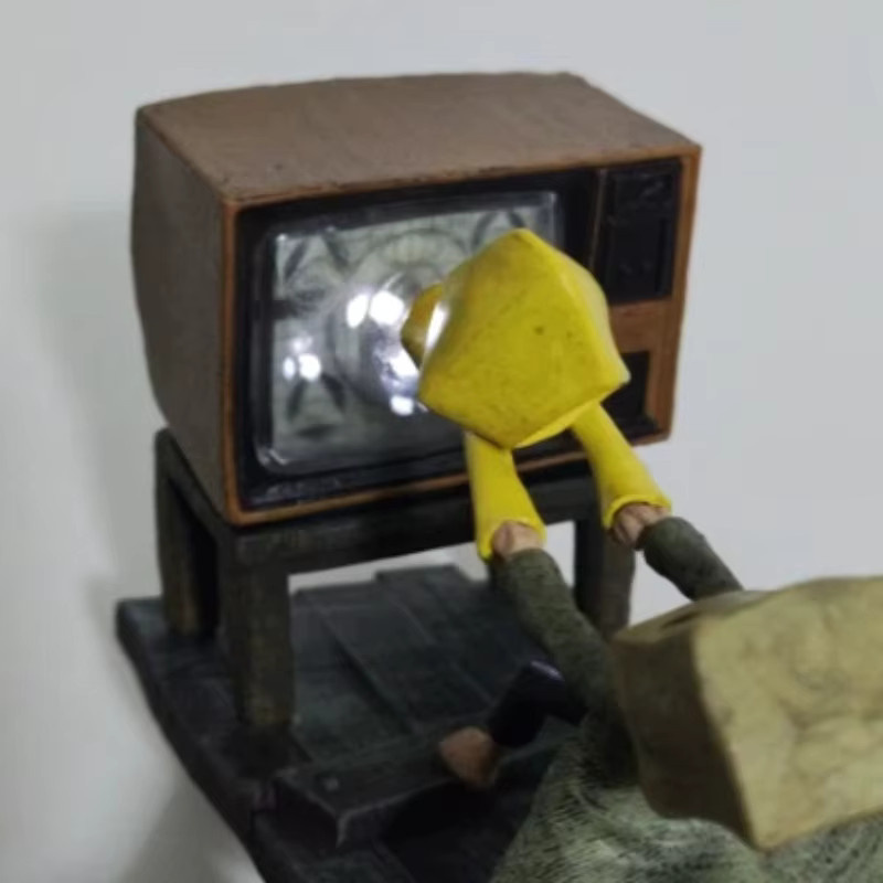 Little Nightmares II Mono Actionfigur von Bandai als buntes Anime-Modell und Sammlerstück - Bild 2