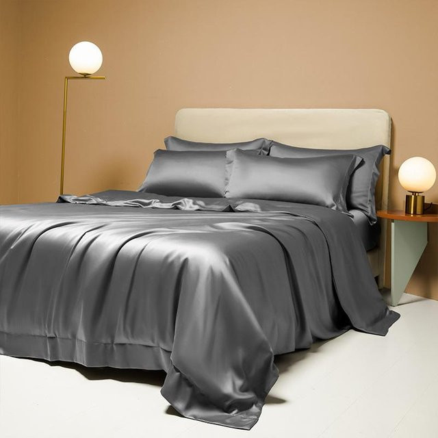 Dreiteiliges Bettwäsche-Set aus reinem Baumwollsatin von Your Warm Home, einfarbig Grau, B/H: 150 x 200 cm - Bild 1