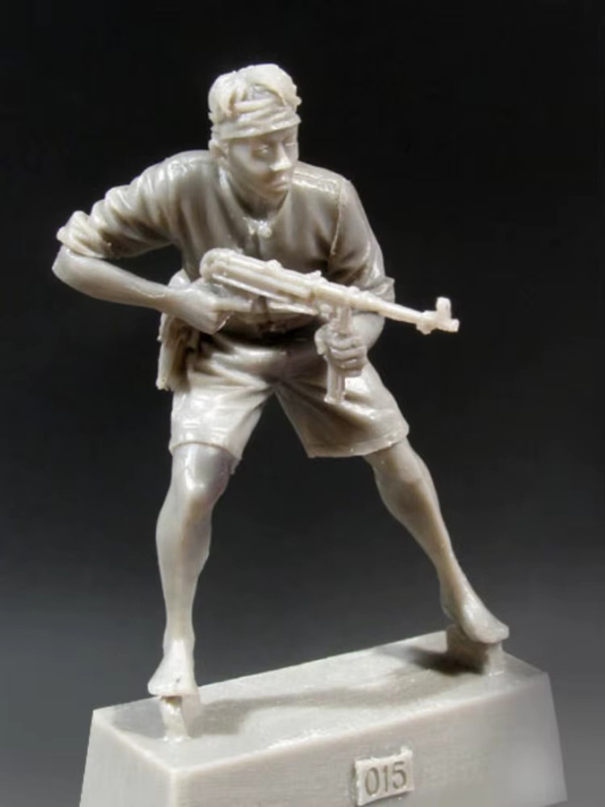 BAANFU Harzfiguren-Modellbausatz Vietnamkrieg lokale Truppen, 1 Person, Maßstab 1:35, unmontierter und unbemalter Bausatz - Bild 2