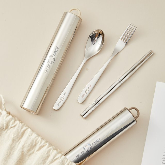 WORTHBUY Tragbares Besteckset aus Edelstahl mit Aufbewahrungskoffer in Beige und Silber, bestehend aus Gabel, Löffel und Essstäbchen für Camping und unterwegs - Bild 1