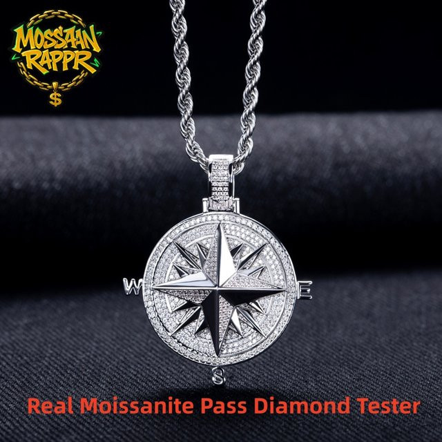 MossanRappr Kompass-Anhänger, 1,02 Karat Moissanit, 14K Vergoldet, Unisex - Bild 1