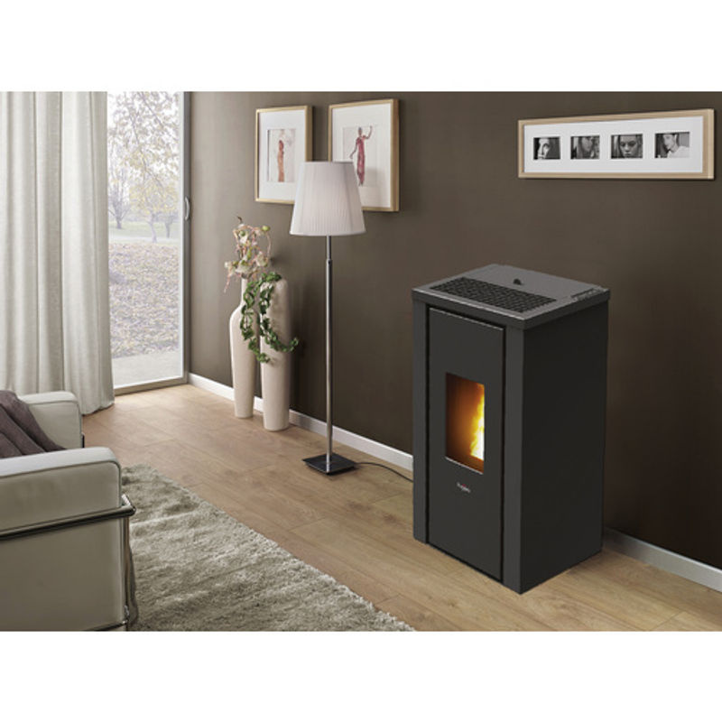 Pegaso Pelletofen Vera in Anthrazit mit 7 kW Leistung und WLAN-Funktion - Bild 2