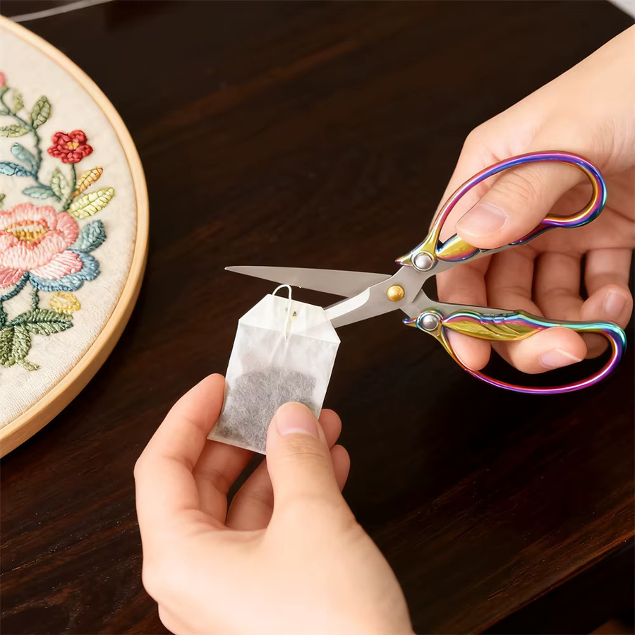 Vintage Stickschere aus Metall für Nähen und DIY-Handwerk - Bild 4