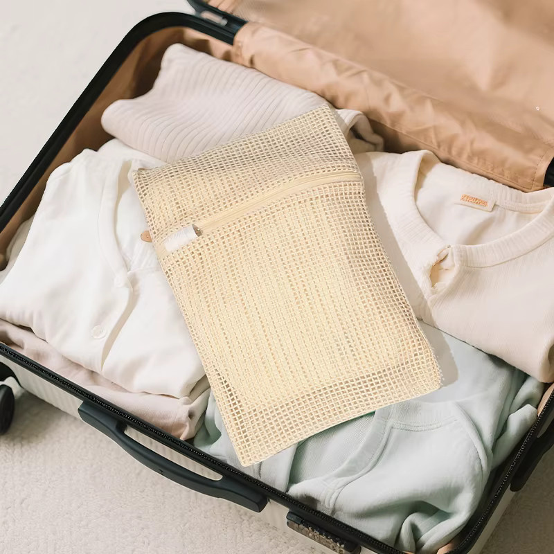Weedi 3-teiliges Set Feinmaschige Wäschenetze in Beige als langlebige Wäschebeutel und Organizer für BHs und Kleidung - Bild 2
