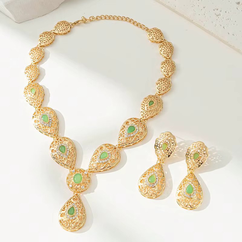 Schmuck-Set Halskette und Ohrringe, Gold, Kristall, Damen - Bild 2