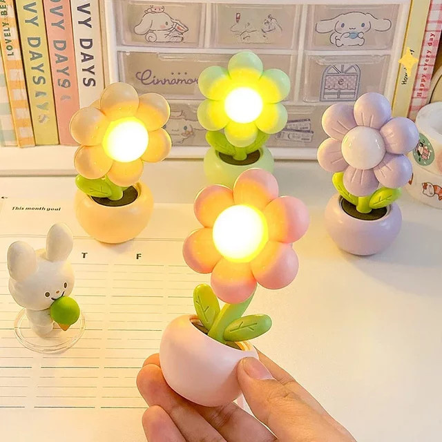 Mini LED Blumen Nachtlicht als dekorative Tischlampe und Desktop Ornament in Mehrfarbig für Kinderzimmer und Schlafzimmer - Bild 1