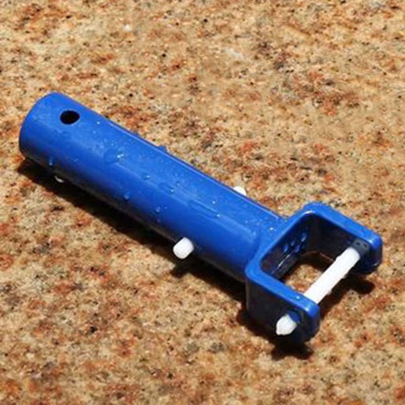 Blauer tragbarer Pool Saugkopf mit Griff und V-Clip als Reinigungszubehör für Pool, Spa und Schwimmbad - Bild 2