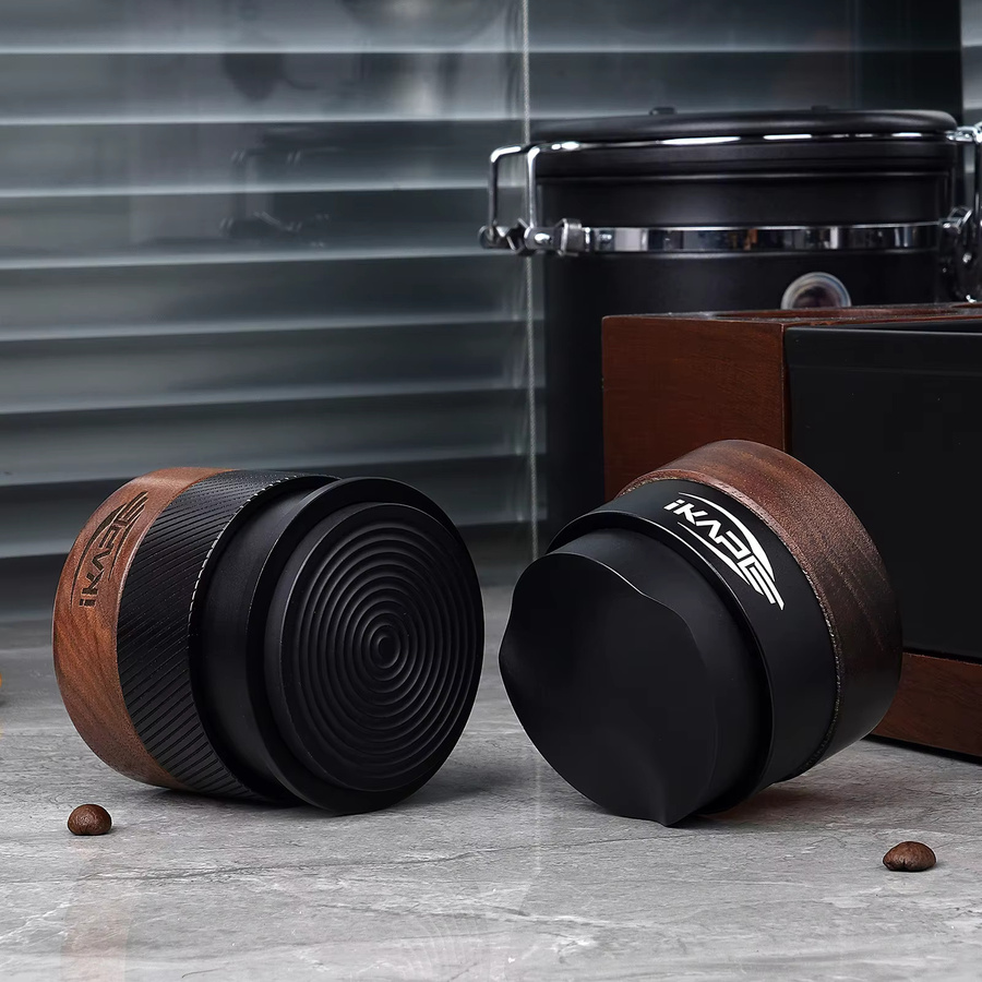 IKAPE Espresso-Schwerkraftverteiler aus Walnuss-Holz mit Titan-PVD-Beschichtung, passend für 51 mm, 54 mm und 58 mm Siebträger, Braun - Bild 3