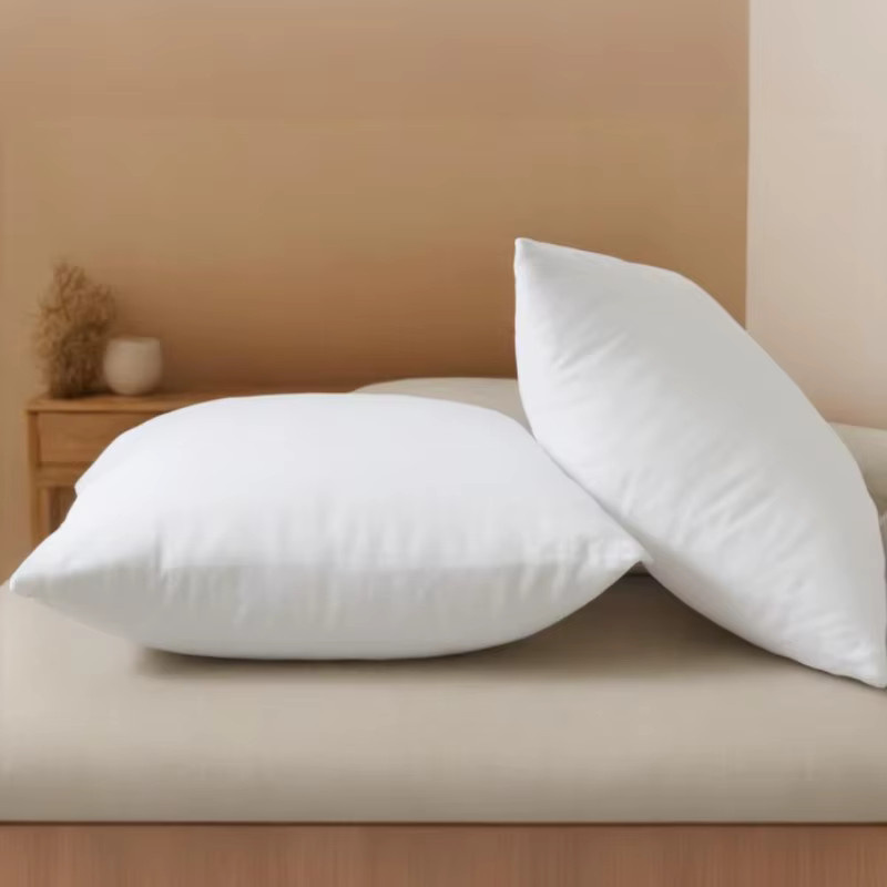 2er-Set inyahome Kissen quadratisch in Weiß, flauschige Kisseneinsätze für Sofa und Bett, B/T/H: 45 x 45 x 45 cm und 50 x 50 x 50 cm - Bild 3