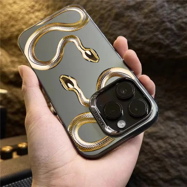 Goldene Handyhülle mit Schlangenmuster für Apple iPhone 15 14 13 12 11 Pro Max XS X XR 7 8 Plus SE 2022 mit stoßfester harter Rückseite - Bild 1