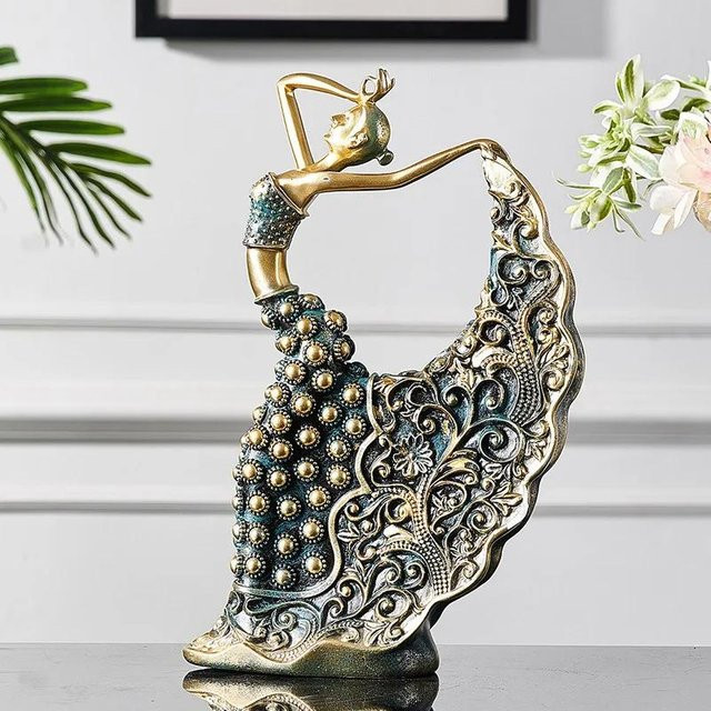 Retro Figur Skulptur aus Harz von Yiran Furniture als moderne Tischdekoration für Wohnzimmer und Büro - Bild 1