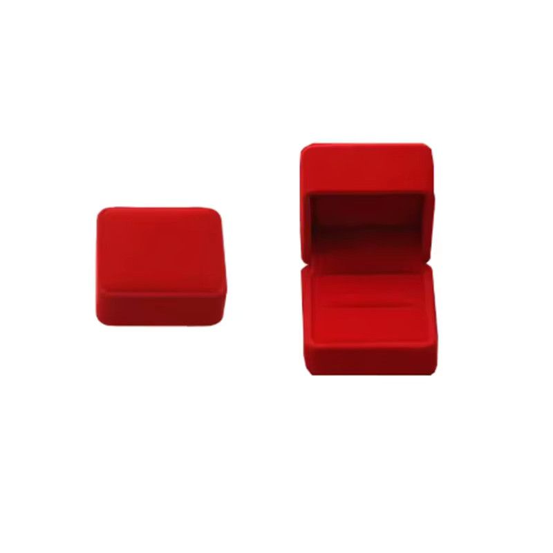 Strukturierte Schmuckschatulle aus Samt von luckyiasv in Rot für Ringe, Ohrstecker, Anhänger, Armbänder und Halsketten - Bild 1