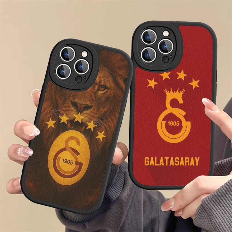 Handyhülle aus weichem Leder im Galatasaray C-Club Design für Apple iPhone 16 15 14 13 12 11 Pro Max Plus, Mehrfarbig - Bild 1