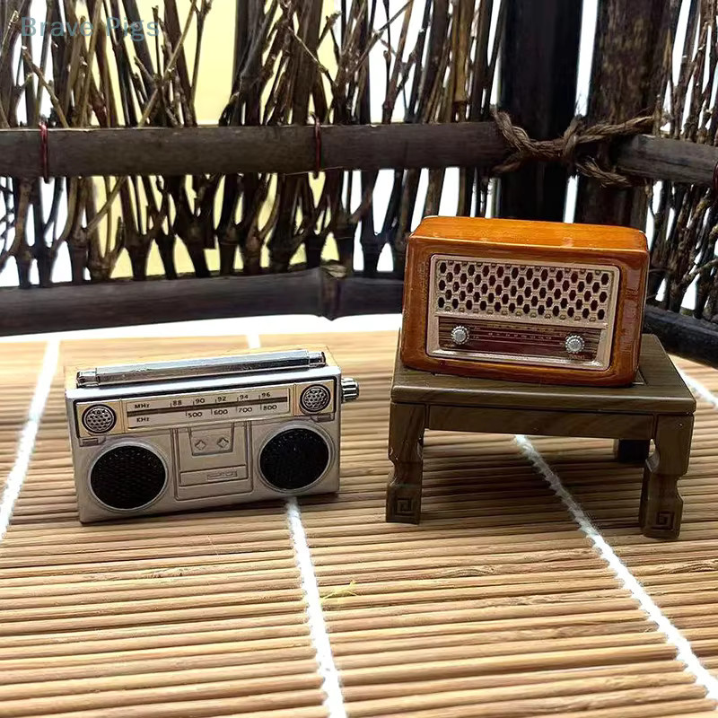 GCDHome Mini Retro Radio Simulation Wohnaccessoire in Silber - Bild 1