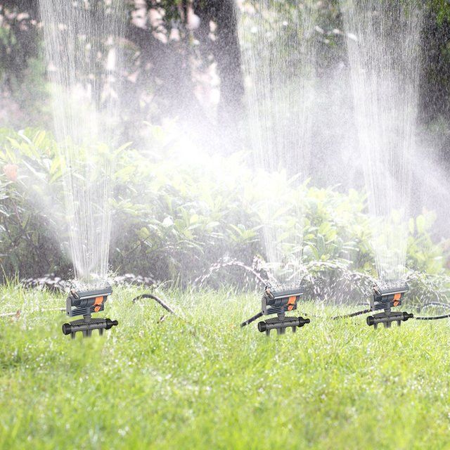 MOJOYCE Oszillierender Gartensprinkler mit einstellbarem Durchfluss und Bodensteckern für Rasen, Pflanzen und Blumen - Bild 1
