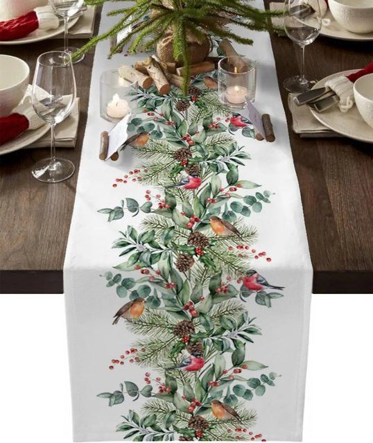 JIT Weihnachts-Tischläufer mit Kiefernblatt-Motiv in Weiß, Aquarell-Design, dekorativ und festlich - Bild 1