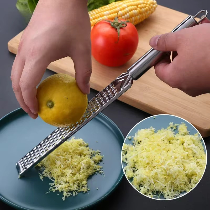 Edelstahl Handreibe Zester für Käse, Zitrusfrüchte, Ingwer und Gemüse in Silber - Bild 3