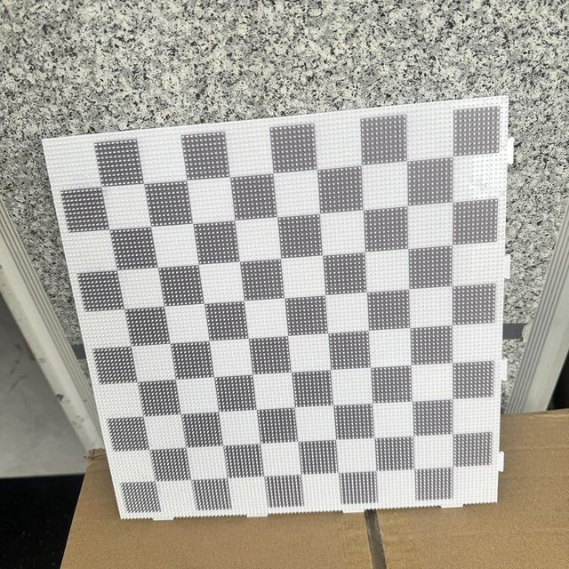 Topmix Bügelperlen Steckplatten, 104x104 Stifte, Zubehör, ab 14 Jahren - Bild 1