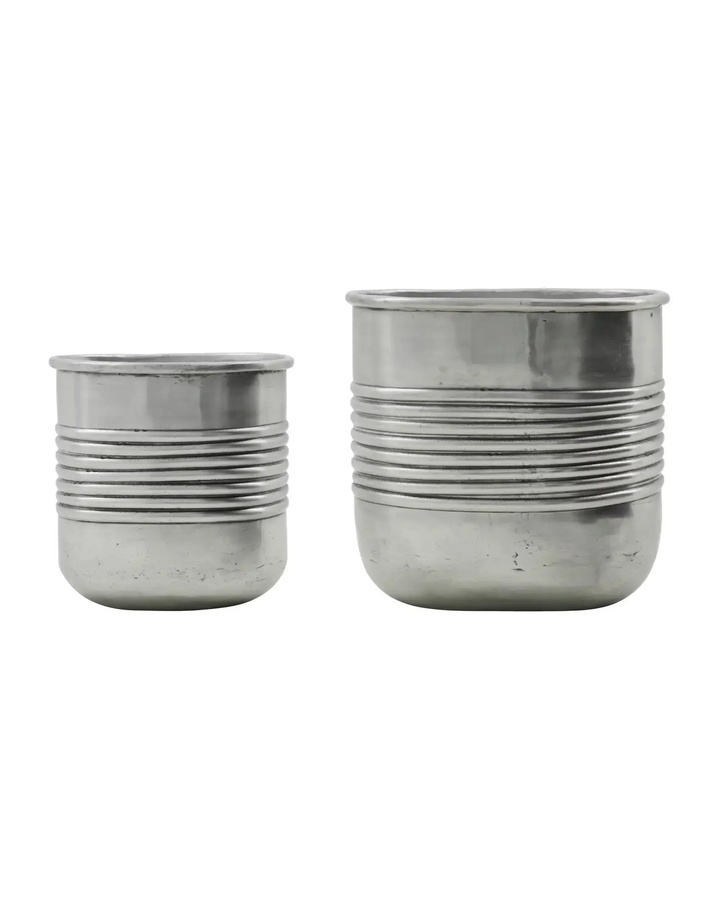 House Doctor Hängender Blumentopf Groove in Silber mit Rillenmuster aus Aluminium, Durchmesser: 18 cm - Bild 1