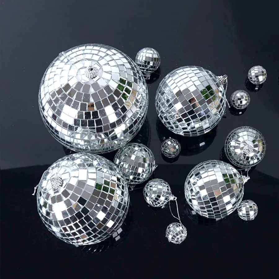 EsenTroye Spiegel-Disco-Kugel in Silber, reflektierendes Party-Deko-Ornament für Retro-Partys, Hochzeiten und Weihnachten, Durchmesser: 8,0 cm - Bild 2