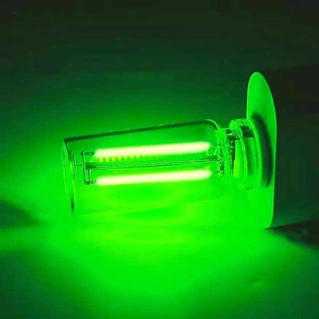 GuangZhouZhenqin USB Nachtlicht mit RGB LED Filament in Glas-Retro-Optik, dimmbar, bunt und grün - Bild 1