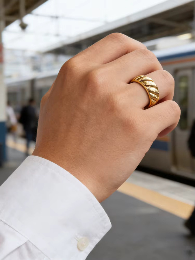 VQYSKO Croissant-Ring, Edelstahl, Gold, Damen - Bild 3
