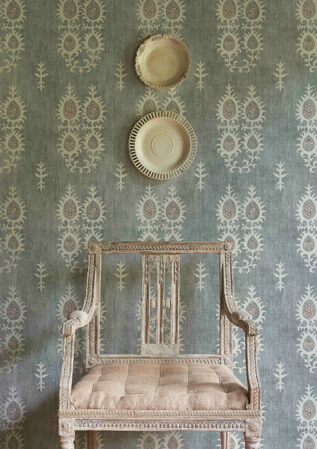 Lewis & Wood Tapete Tribal in Monsoon Blue mit floralem und ethnischem Design, Breite: 134 cm - Bild 1