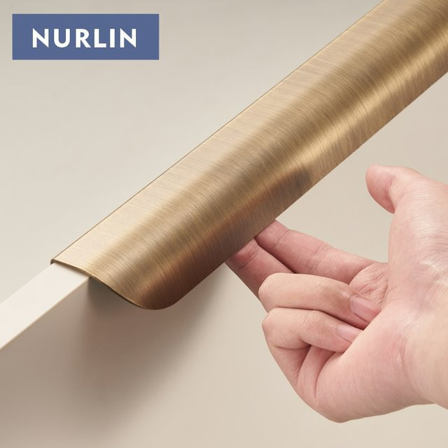 Nurlin Möbelgriff Brass Fold Short Edge Pull Handle aus Messing in Antik-Optik - Bild 1
