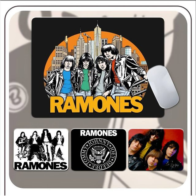 Mesuca Mauspad Rock Band Ramones Design in Multicolour, rutschfestes Schreibtischpad für Laptop und Tastatur - Bild 1