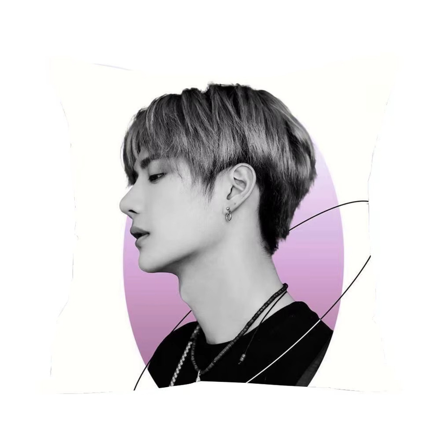 W-Wang Yibo Kissenbezug aus Bio-Leinen in Schwarz mit doppelseitigem Grafikdruck - Bild 4