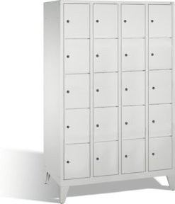 C+P Fächerschrank Classic mit 20 Fächern und Türen in Lichtgrau, H 185,0 cm x B 119,0 cm x T 50,0 cm - Bild 1