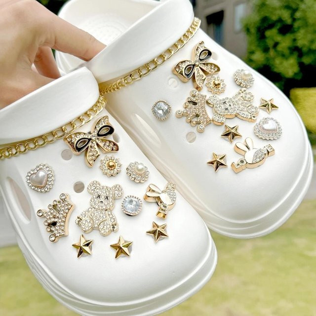 FHLDING Schuh-Charms-Set, 24-teilig, vergoldet, Bär, Strass, Schleife, Kette - Bild 1