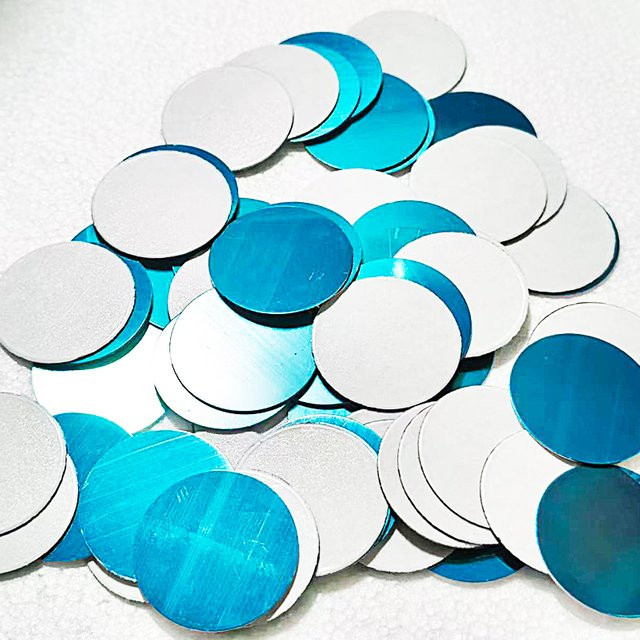 Selbstklebende magnetische Metallplatten aus Eisen, silberfarbene Scheibenaufkleber für Autotelefonhalter, B: 3 cm x B: 3 cm - Bild 1