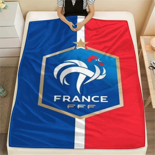 Flanelldecke mit deutschem Fußball-Aufdruck von wanghengyao, Farbe Blau, B/H: 80 x 120 cm - Bild 1