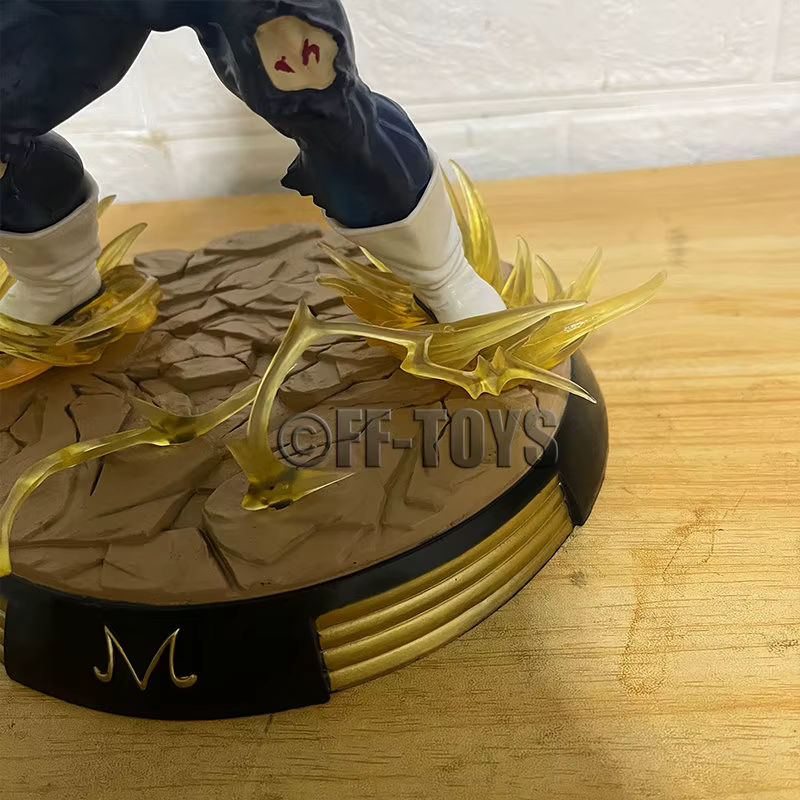 Bandai Dragon Ball Z Majin Vegeta Figur aus PVC mit Basis, mehrfarbig, Höhe: 28 cm - Bild 6
