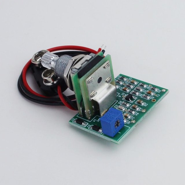 Qdd Electronics Elektrische Gitarre Potentiometer 5 Verzerrungspotentiometer in Silber - Bild 1