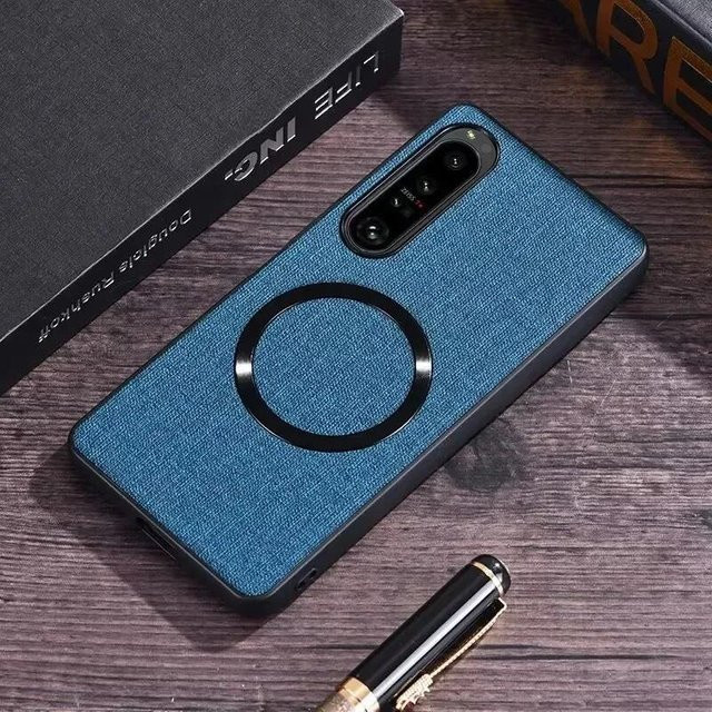 Magnetische Silikonschutzhülle mit Hartgewebe für Sony Xperia 1 VI 1V 1IV 5V 5IV 10VI 10V 10IV 10III 1III in Blau - Bild 1