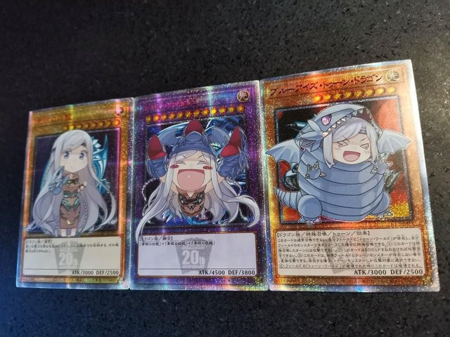 Yiran toy 1 Yu-Gi-Oh! Blauäugiger weißer Drache Mädchen, Sammelkarte, 3-teiliges Set, ab 18 Jahre - Bild 1