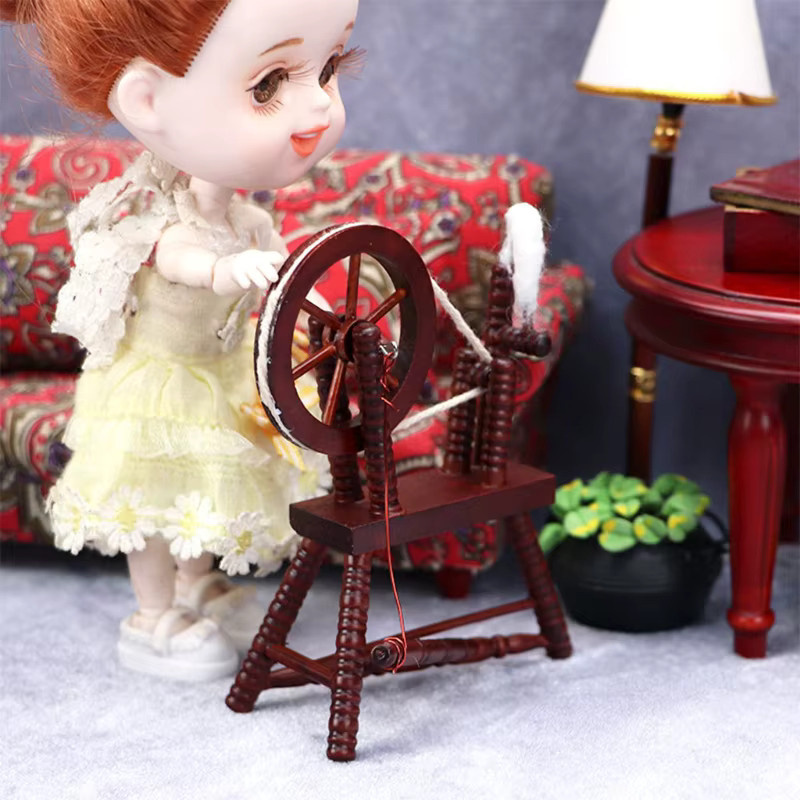 Mini-Spinnrad, Miniatur-Puppenhausmöbel, Holz, Braun - Bild 4
