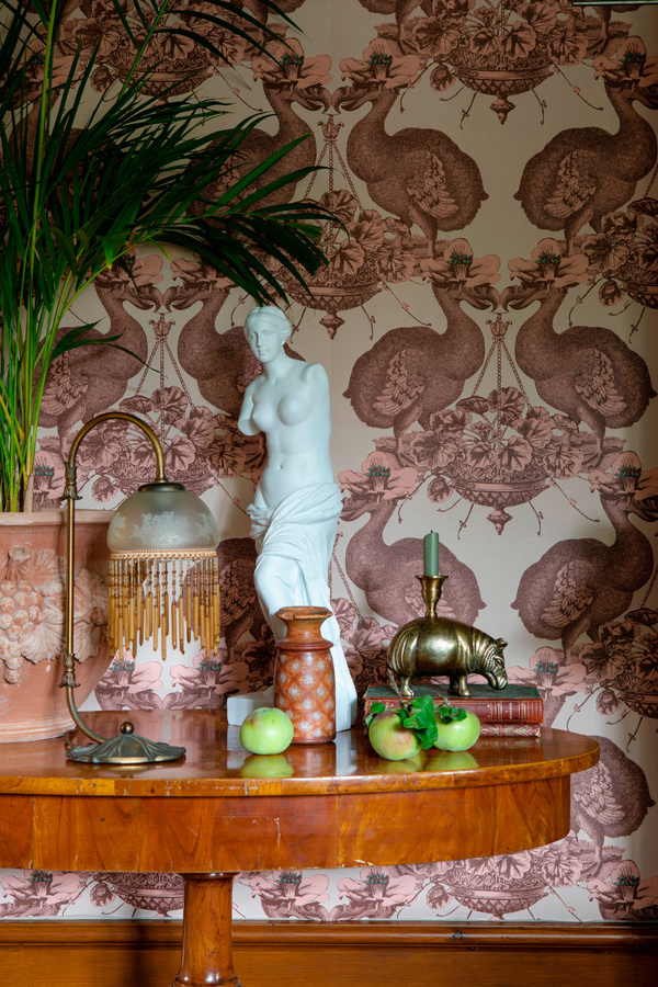 Studio Lisa Bengtsson Tapete Dodo in Pink mit Tiermotiv im skandinavischen Design aus Vlies - Bild 1