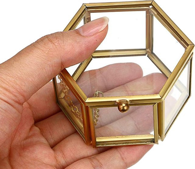 Retro Ringbox in Gold mit sechseckigem Glasdesign zur Schmuckaufbewahrung - Bild 1
