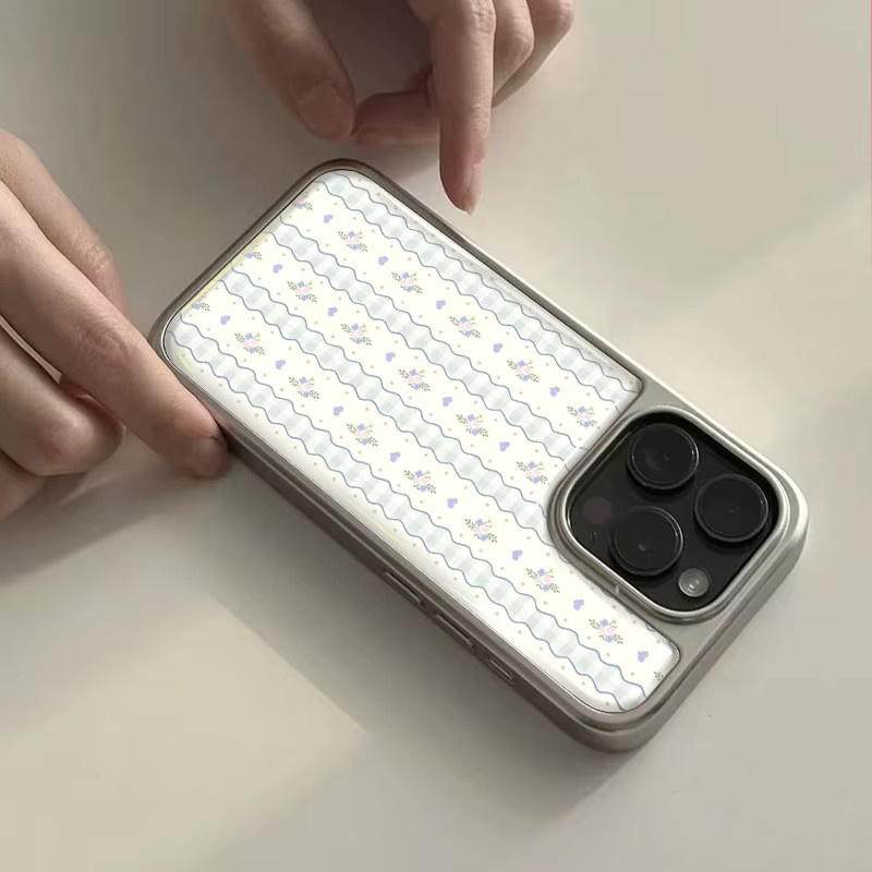 DecoPhone Handyhülle mit fragmentierten Blütenknospen im Palaststil für iPhone 11 bis 17 Pro Max, AIR PLUS Epoxidharz und TPU, Schwarz/Mehrfarbig - Bild 2