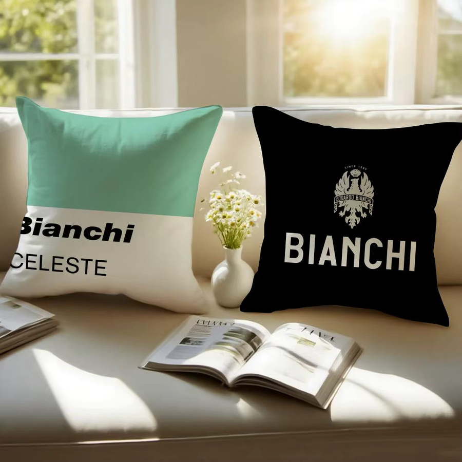 B-Bianchi Logo-Kissenbezug aus Plüsch in Weiß und Multicolour, quadratisch, Breite: 30 cm, Höhe: 30 cm, Tiefe: 30 cm - Bild 3