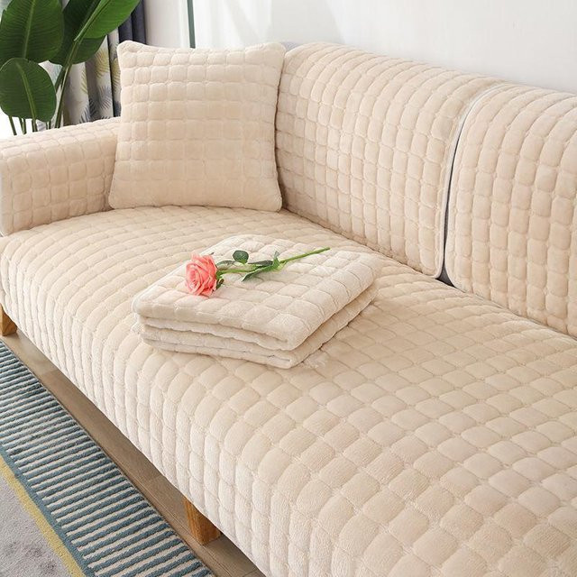 XiaoyuDD Rutschfester Sofabezug aus weichem Plüsch in Beige, B/B: 110 x 180 cm - Bild 1