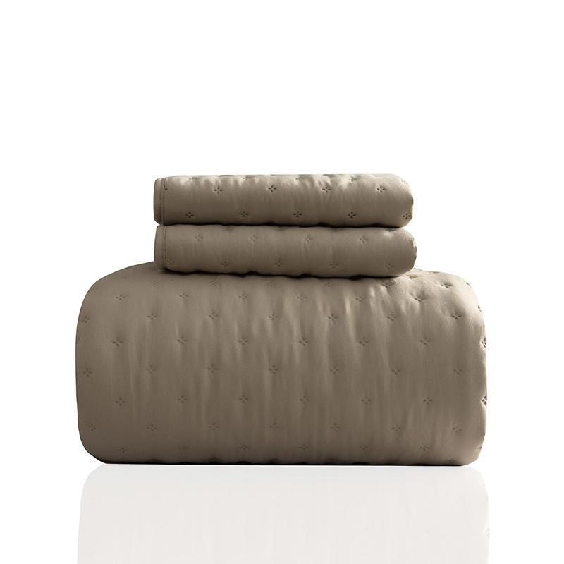 Yiran Furniture Gesteppte Tagesdecke mit 2 Kissenbezügen in Braun/Weiß/Beige, 3-teiliges Set, Breite: 220 cm, Länge: 240 cm - Bild 2
