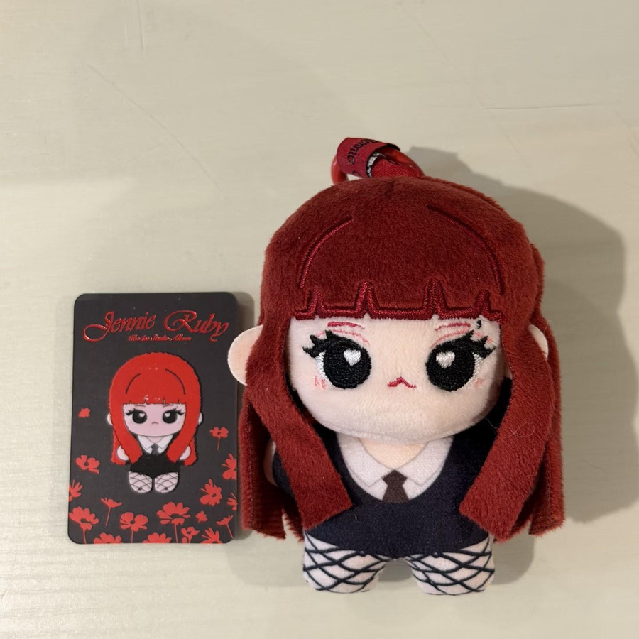 MINISO Jennie Ruby Plüschtier Schlüsselanhänger Black Mask - Bild 3