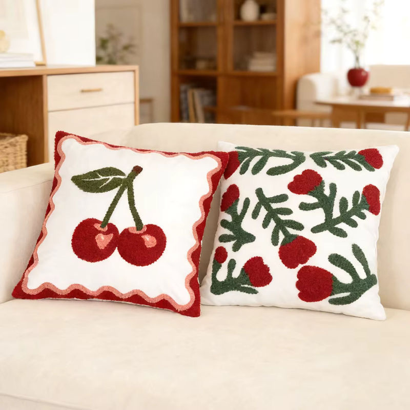 BUYNOW Bestickter Kissenbezug mit Kirschrosen-Motiv in Rot und Weiß, B/B: 45 x 45 cm - Bild 4